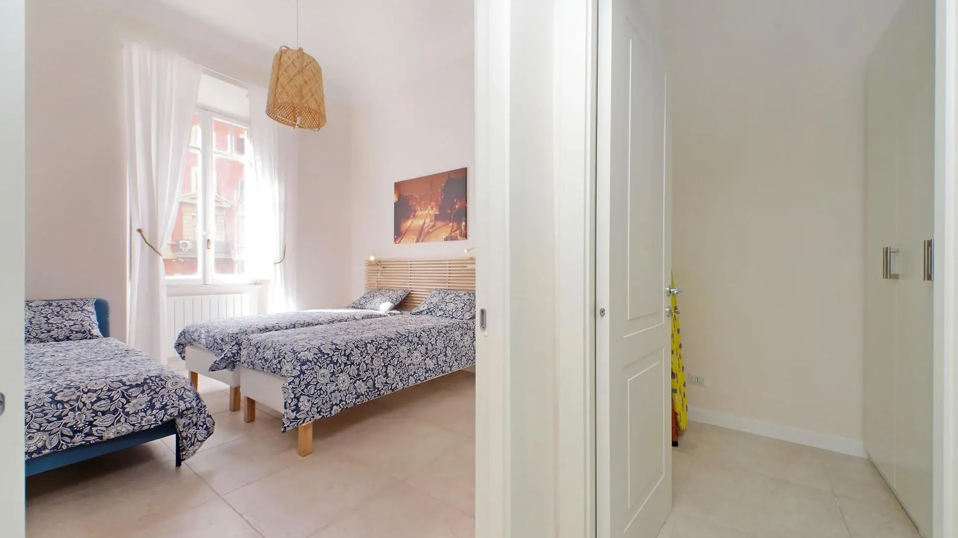 Apartment Balconcino Romantico A Via Aosta Italy