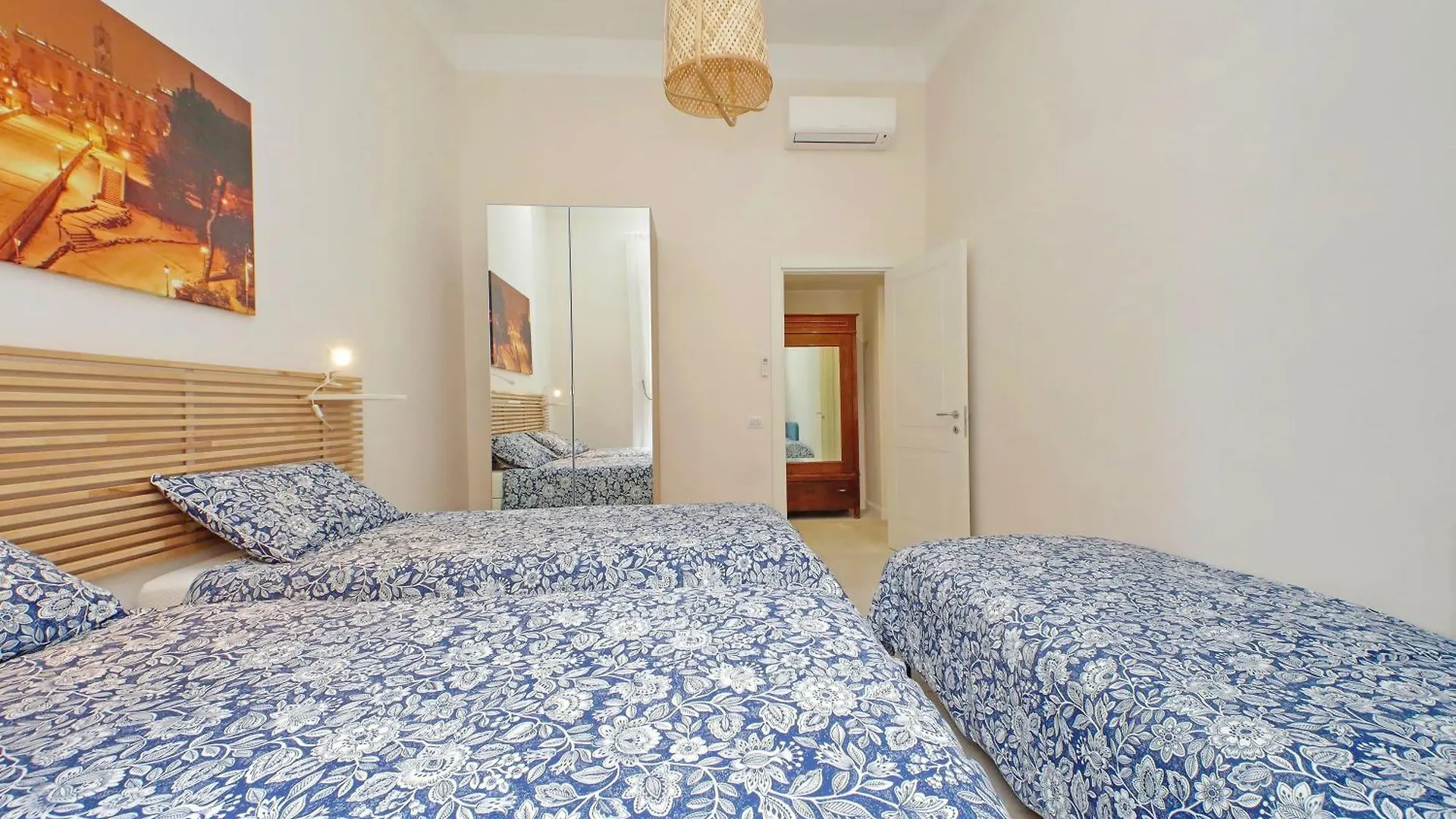 Apartment Balconcino Romantico A Via Aosta
