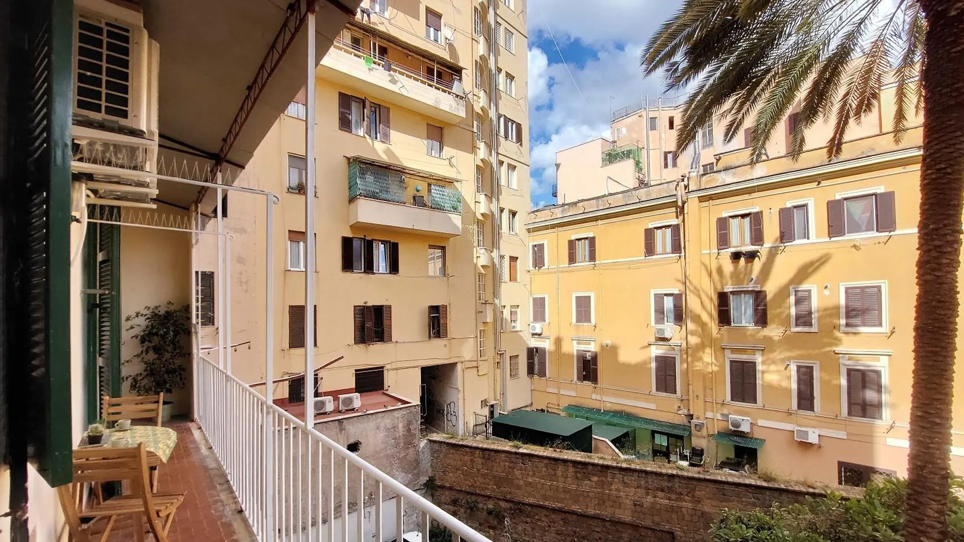 Balconcino Romantico A Via Aosta 0*, Rome Italy